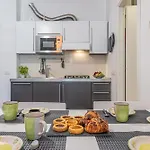 Deluxe & Elegant Apt With All Comfort And View
