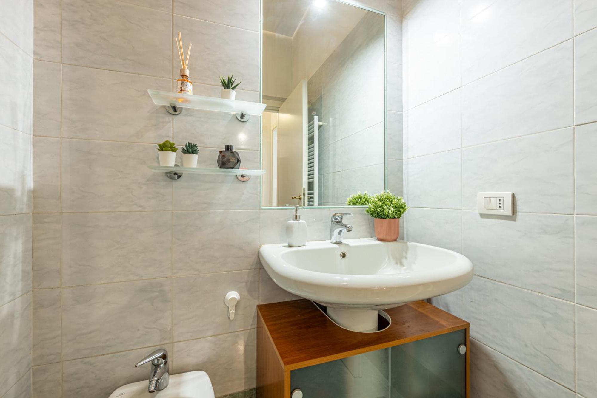 Deluxe & Elegant With Comfort And View *
