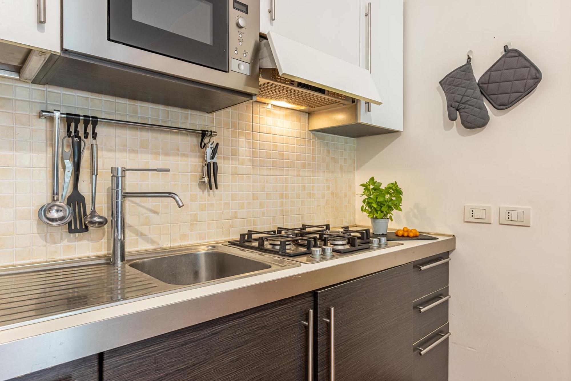Deluxe & Elegant With Comfort And View * Milano