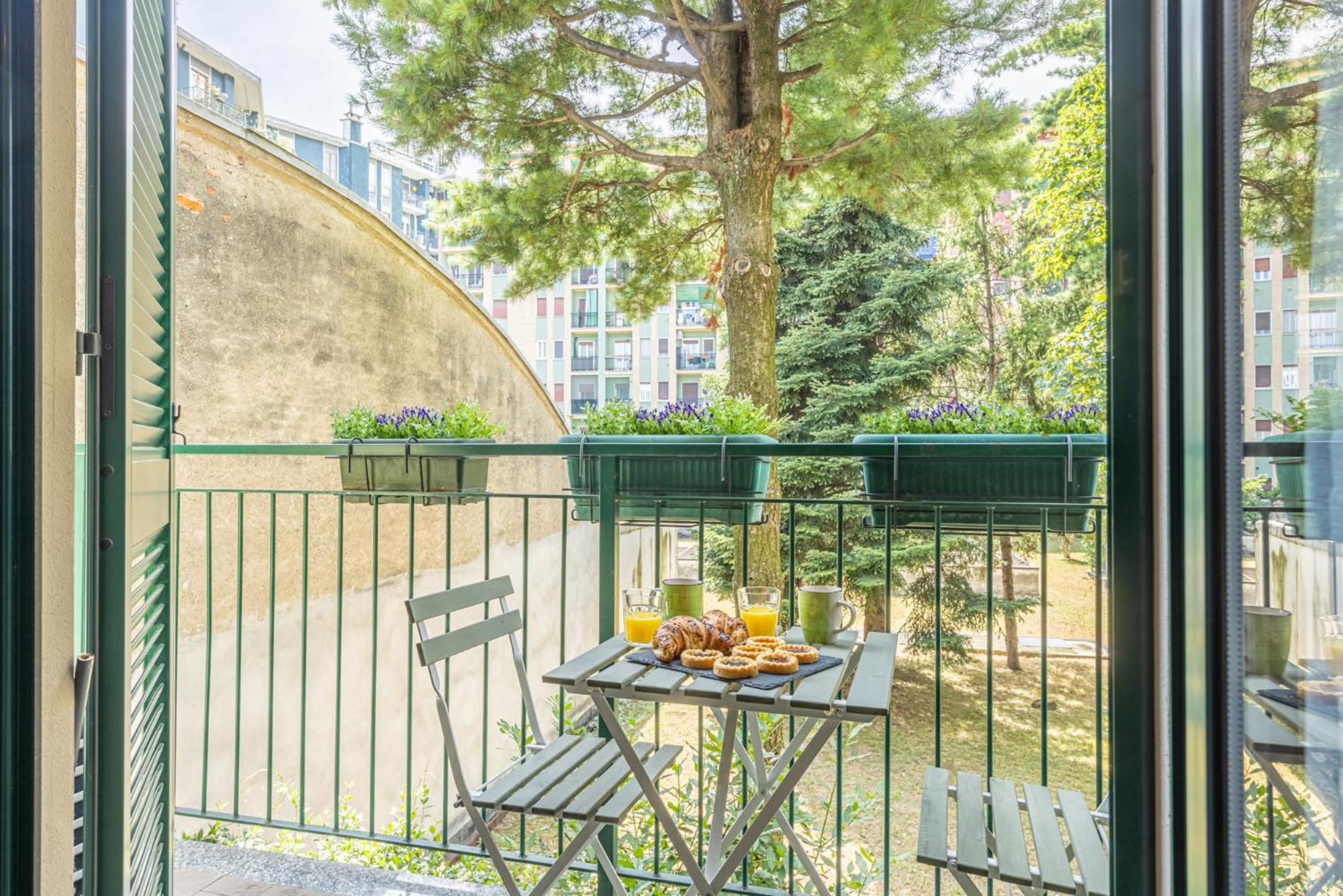 Appartamento Deluxe & Elegant With Comfort And View